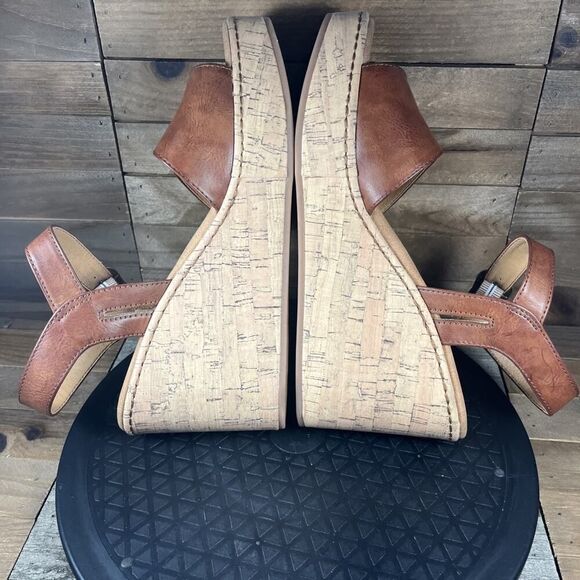 BOC Corrie Women's Size 10M Platform Wedge Brown Open Toe Buckle Sandals - Picture 9 of 10